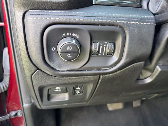 Used 2022 RAM 1500 Limited w/ Body-Colour Bumper Group AWD/4WD image 17