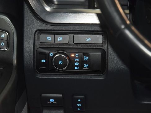 Used 2024 Ford F350 Lariat w/ Lariat Ultimate Package AWD/4WD image 34