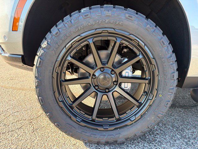 New 2027 Chevrolet Tahoe Z71 w/ Z71 Off-Road Package AWD/4WD image 12