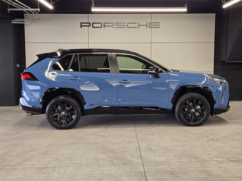 Used 2022 Toyota RAV4 XSE image 28