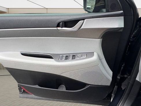 Used 2023 Hyundai Palisade SE w/ Cargo Package FWD image 24