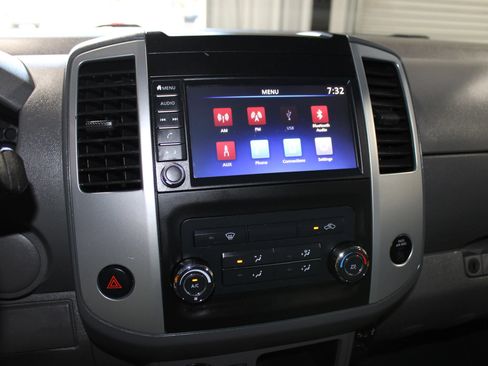Used 2020 Nissan Frontier S RWD image 14