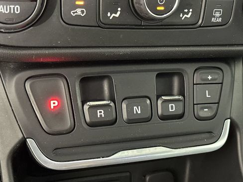 Used 2018 GMC Terrain SLT w/ Preferred Package FWD image 20