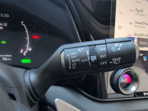 Used 2024 Lexus RX 350 w/ Technology Package image 23