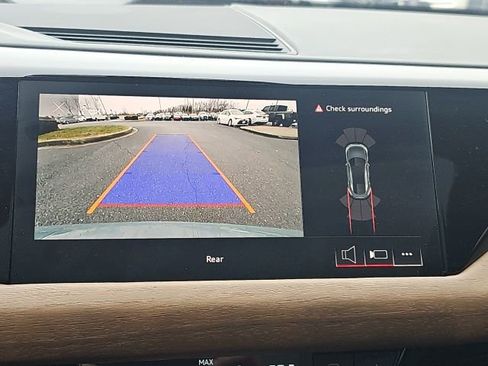 Used 2023 Audi e-tron GT Premium Plus image 8