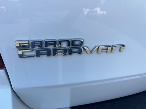 Used 2013 Dodge Grand Caravan SE FWD image 11