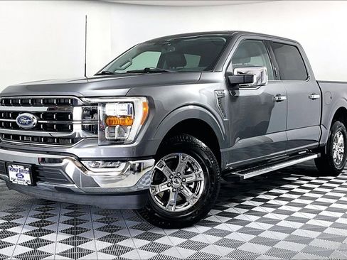 Used 2023 Ford F150 Lariat RWD image 2