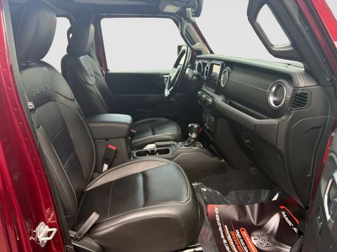 Used 2021 Jeep Wrangler Unlimited Sahara AWD/4WD image 20