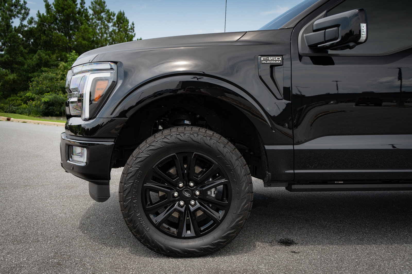 Used 2025 Ford F150 Platinum w/ Equipment Group 702A High AWD/4WD image 12