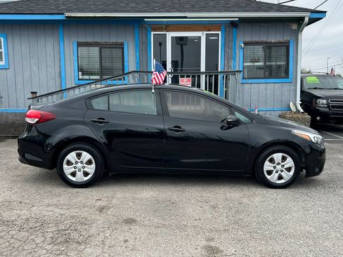 Used 2018 Kia Forte LX FWD image 5