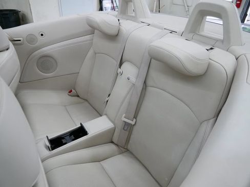 Used 2011 Lexus IS 250C RWD image 9