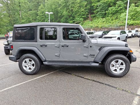 Certified 2021 Jeep Wrangler Unlimited Sport image 9