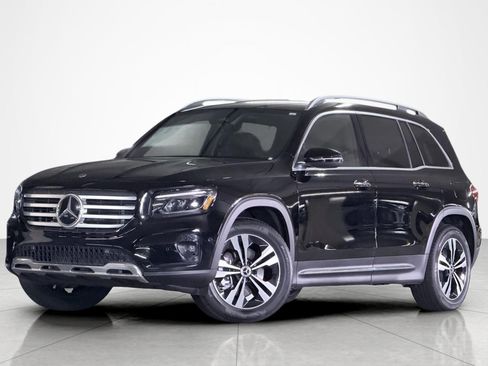 New 2025 Mercedes-Benz GLB 250 4MATIC image 1
