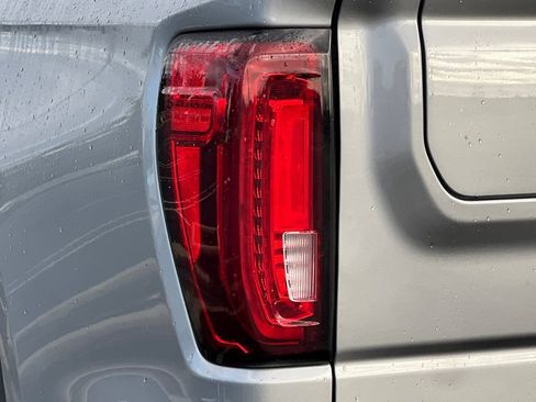 Used 2024 GMC Sierra 1500 SLT image 47