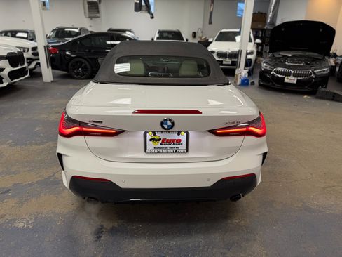 Used 2022 BMW 430i xDrive Convertible w/ M Sport Package image 9