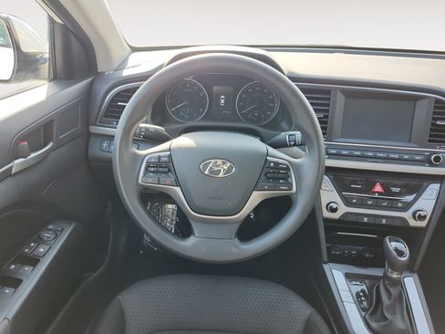 Used 2018 Hyundai Elantra SEL FWD image 12