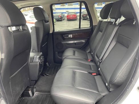 Used 2011 Land Rover Range Rover Sport HSE image 20