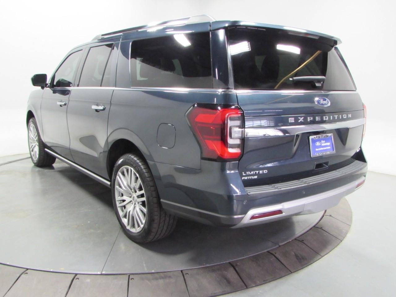 Used 2023 Ford Expedition Max Limited AWD/4WD image 5