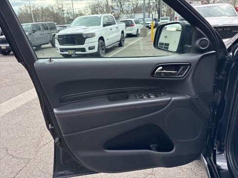 Used 2023 Dodge Durango GT AWD/4WD image 34