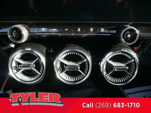 New 2025 Chevrolet Blazer EV LT image 31