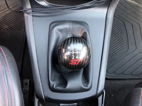 Used 2015 Ford Fiesta ST w/ ST Recaro Package image 38