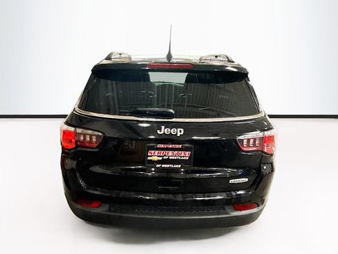 Used 2018 Jeep Compass Latitude w/ Popular Equipment Group FWD image 7