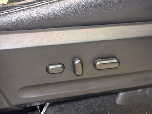 Used 2017 Ford Expedition Limited w/ Equipment Group 301A AWD/4WD image 37