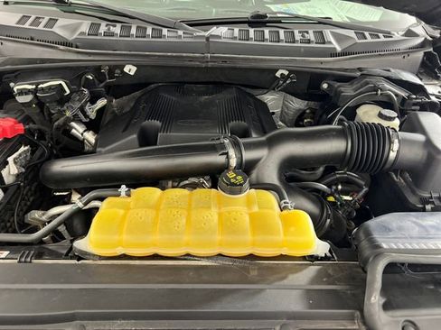 Used 2018 Ford F150 XLT w/ Equipment Group 302A Luxury image 22