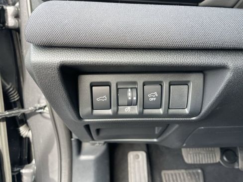 Certified 2025 Subaru Outback Premium w/ Popular Package #1A AWD/4WD image 21