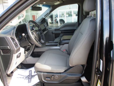 Used 2015 Ford F150 XLT w/ Equipment Group 302A Luxury image 4