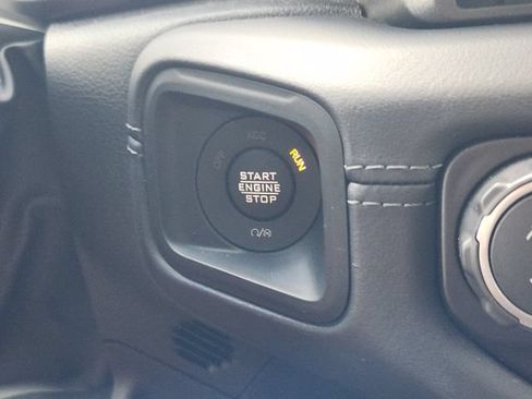 Used 2026 Jeep Wrangler Unlimited Rubicon AWD/4WD image 8