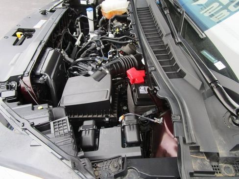 Used 2021 Ford Edge Titanium image 11