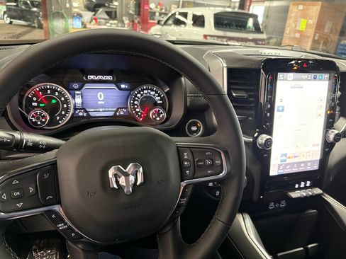 Used 2026 RAM 1500 Laramie AWD/4WD image 2