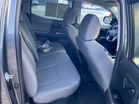 Used 2023 Toyota Tacoma SR5 RWD image 15