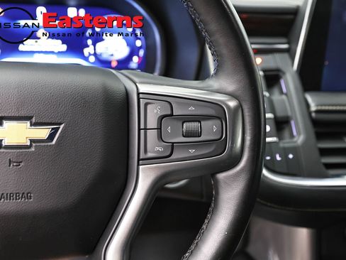 Used 2023 Chevrolet Suburban Premier RWD image 16