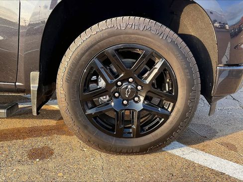 Used 2022 Chevrolet Silverado 1500 Custom RWD image 8