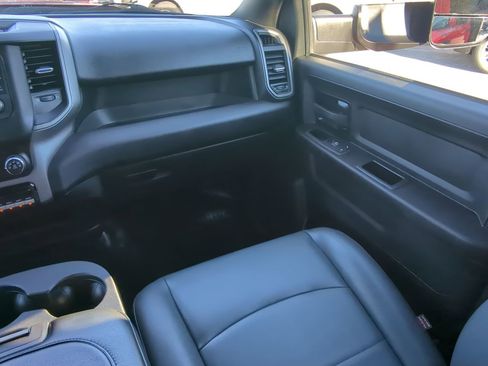 Used 2021 RAM 5500 Tradesman w/ Chrome Appearance Group image 15