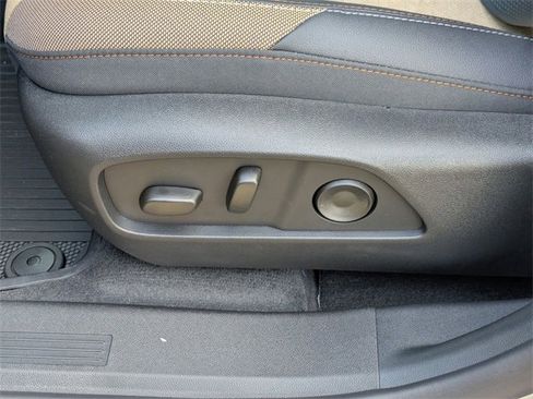 New 2026 Chevrolet Equinox ACTIV image 11