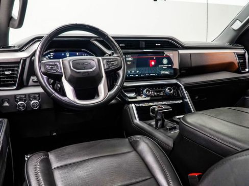 Used 2025 GMC Sierra 1500 Denali image 15