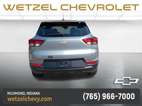 Used 2023 Chevrolet TrailBlazer LS AWD/4WD image 4