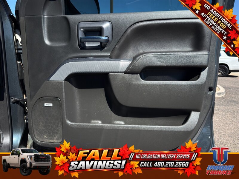 Used 2018 Chevrolet Silverado 1500 LT w/ All Star Edition AWD/4WD image 23