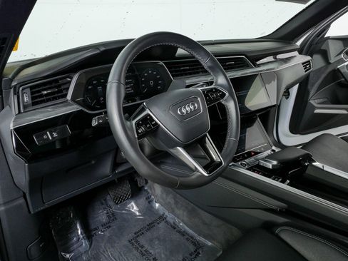 Certified 2023 Audi e-tron Chronos w/ Chronos Package AWD/4WD image 4