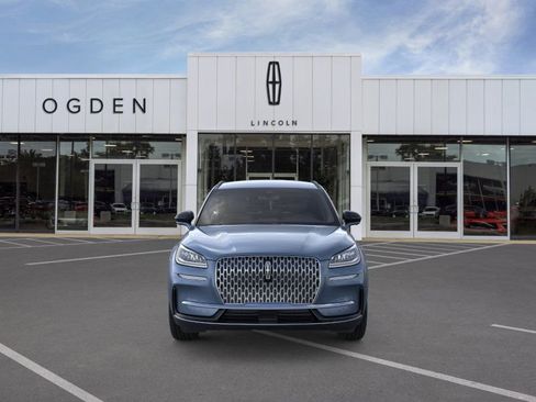 New 2026 Lincoln Corsair Premiere image 6