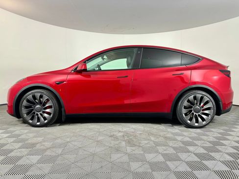 Used 2022 Tesla Model Y Performance AWD/4WD image 16