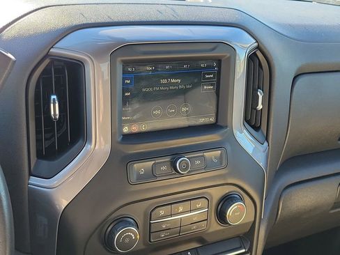 Used 2019 Chevrolet Silverado 1500 Custom Trail Boss w/ Custom Convenience Package image 21