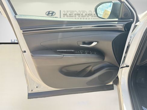Used 2022 Hyundai Santa Cruz SEL Premium AWD/4WD image 17