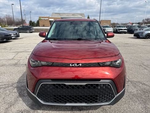 Certified 2023 Kia Soul LX image 2