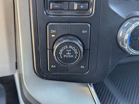 Used 2023 Ford F150 Limited image 30