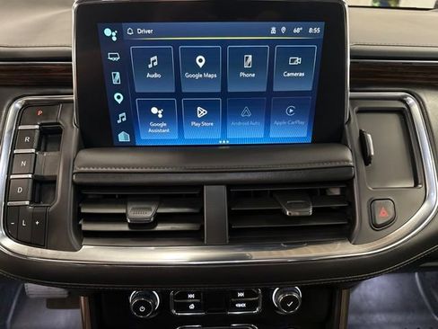 Used 2024 Chevrolet Tahoe High Country AWD/4WD image 15