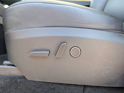 Used 2023 Tesla Model Y Long Range AWD/4WD image 16
